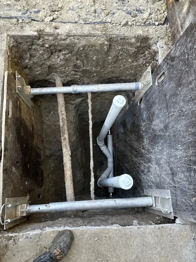 Experienced plumber completing Gas Line Repair work in Lemont